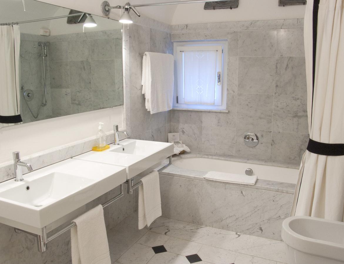 Hotel La Sosta Di Ottone Iii 2*
